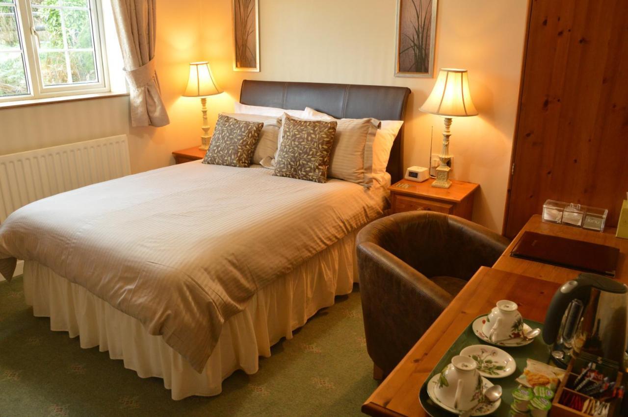 Bed and Breakfast Bryn Hebog Carmarthen Exterior foto